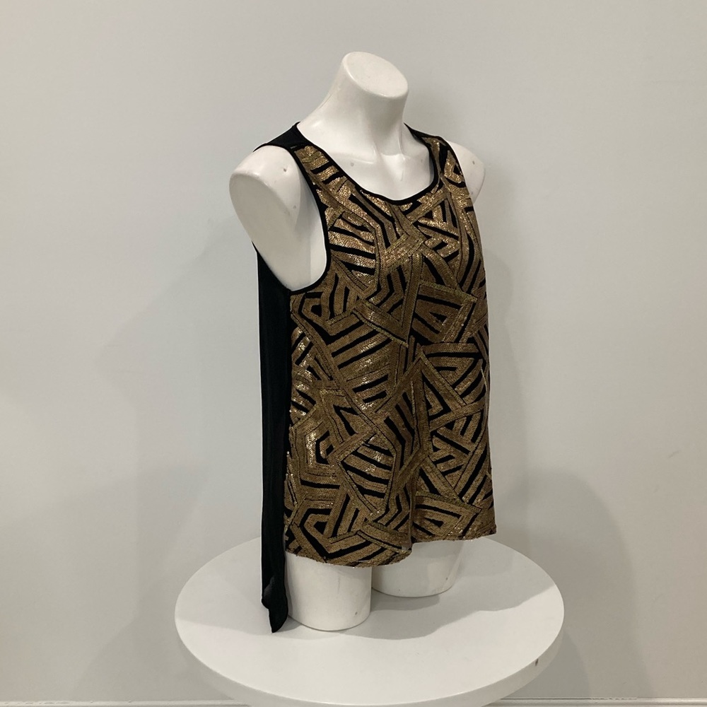 Romeo & Juliet Couture Gold Sequin Black Hi Low Tank M